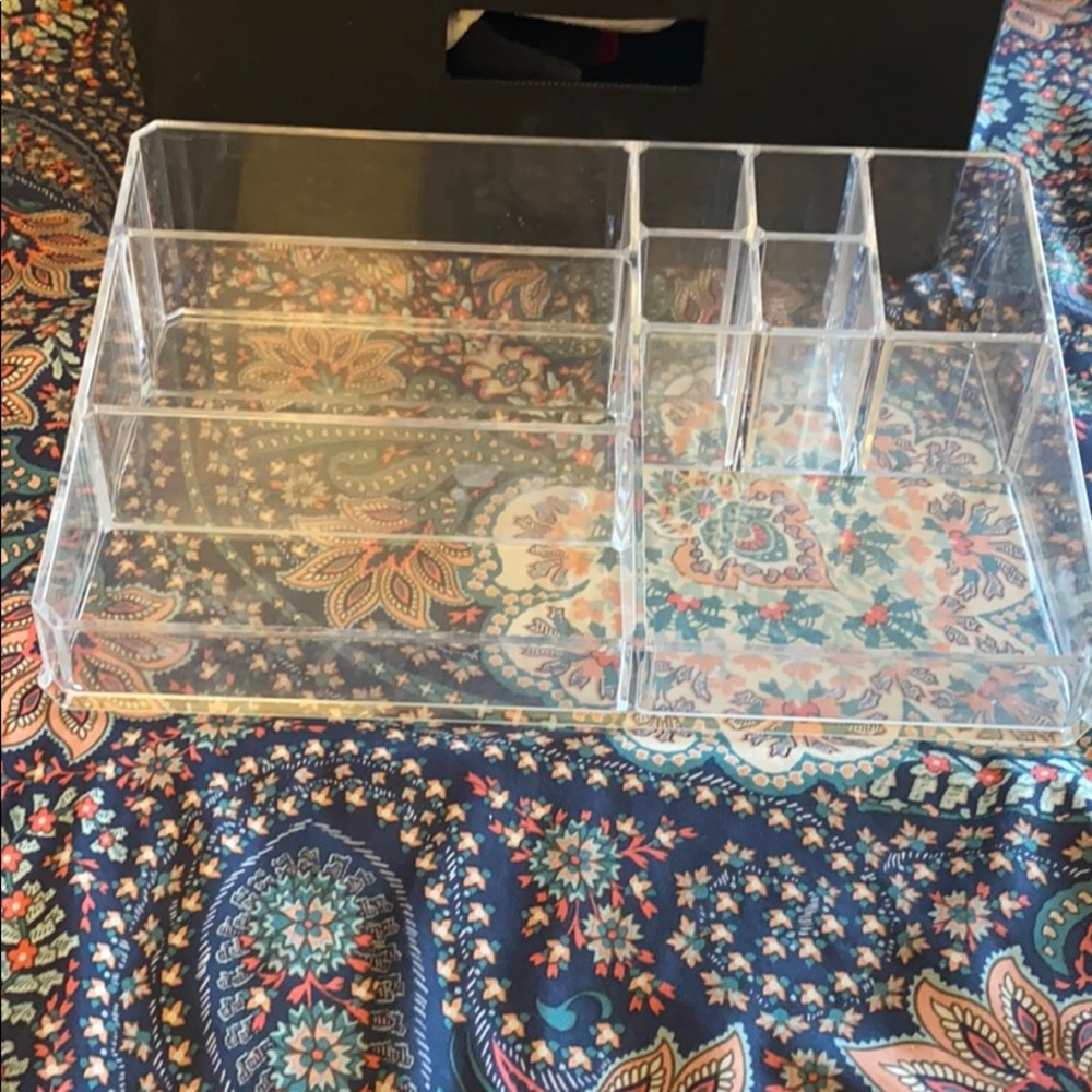 Acrylic organizer